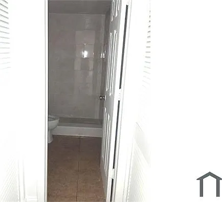 4805 Melton Ave — Photo 5