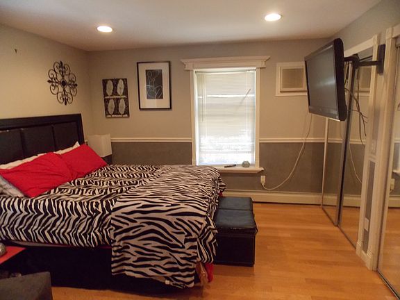 2nd image of 59 Grand Blvd #1 family