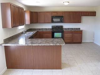 2nd image of 140 Blackwood Way