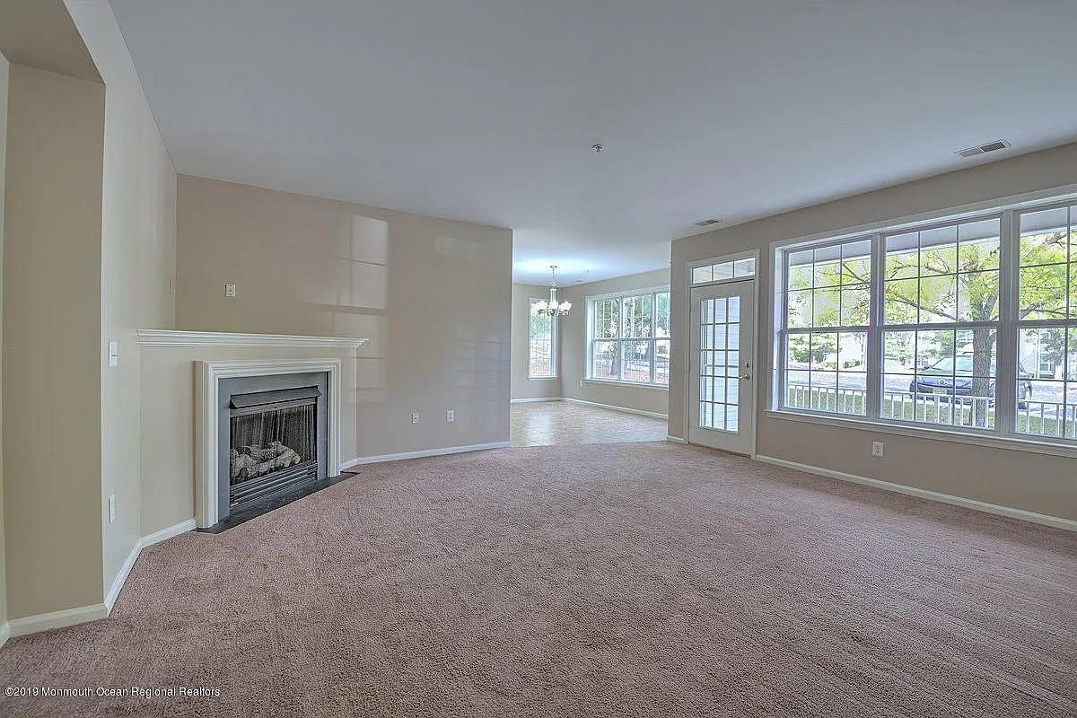 2 bed, 1592 sqft, $3,000 — Photo 1