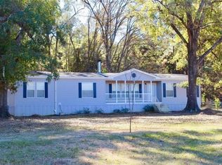 235 E Meade Rd, Pollock, LA 71467