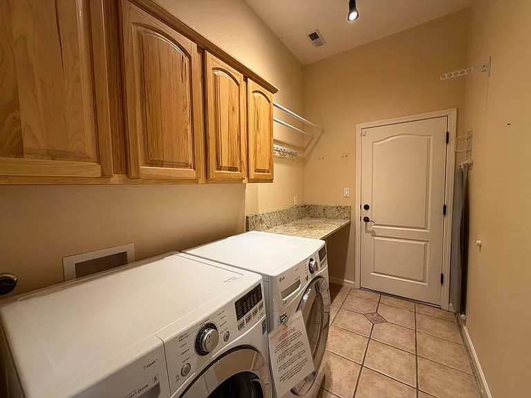 1399 Wilkes Way SE — Photo 40