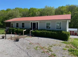 1129 Berrys Lick Rd, Lewisburg, KY 42256