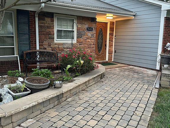 2nd image of 7510 Walnut Wood Dr