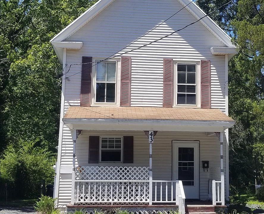1st image of 43 North St #B
