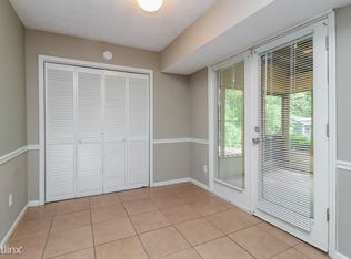 245 Fairfield Dr, Ellenwood, GA 30294