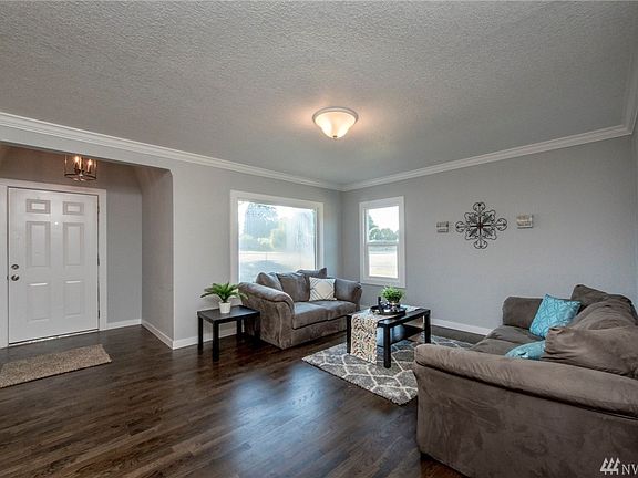 3rd image of 11405 8th Avenue Ct S