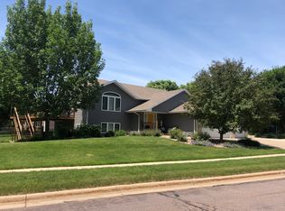 1509 S Larkspur Trl, Sioux Falls, SD 57106