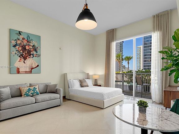 3rd image of 1200 Brickell Bay Dr APT 1403