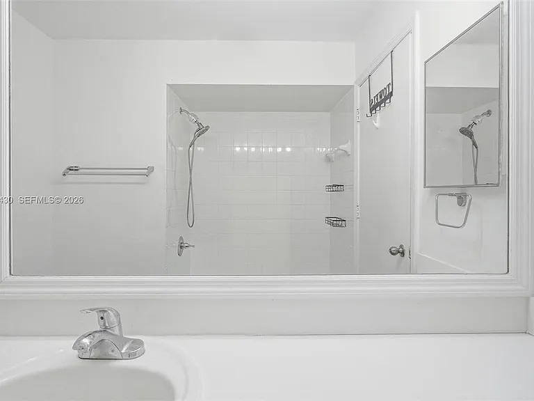 2066 Madeira Dr #2066 — Photo 30