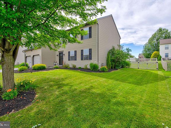 3rd image of 3713 Kimberly Ln