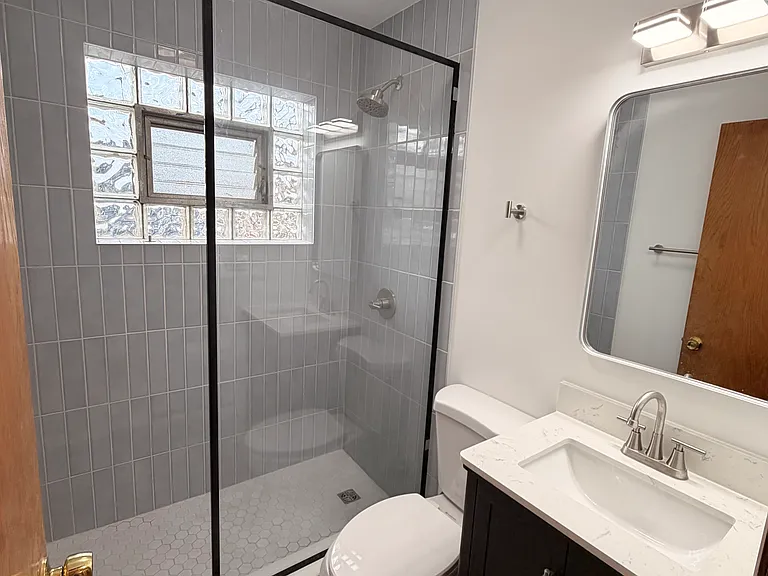 2316 N Harlem Ave #2W — Photo 6