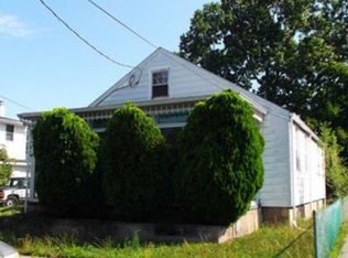 705 Kossuth St, Riverside, NJ 08075