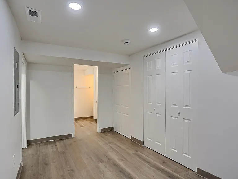 153 Kathleen Dr #1 — Photo 22