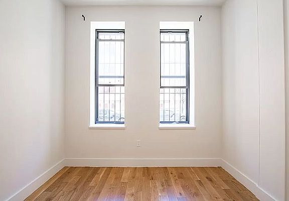 4th image of 29 Beaver St #1B