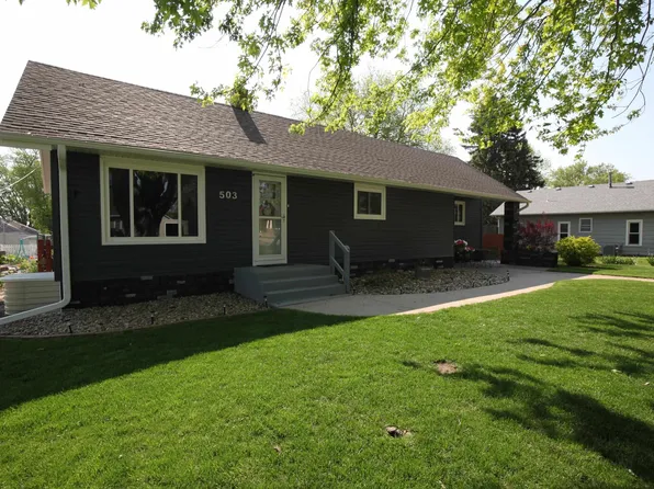 503 Oakland Ave, Elwood, NE 68937