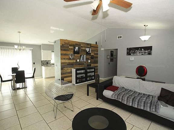 5th image of 4857 Myrtle Bay Dr #1