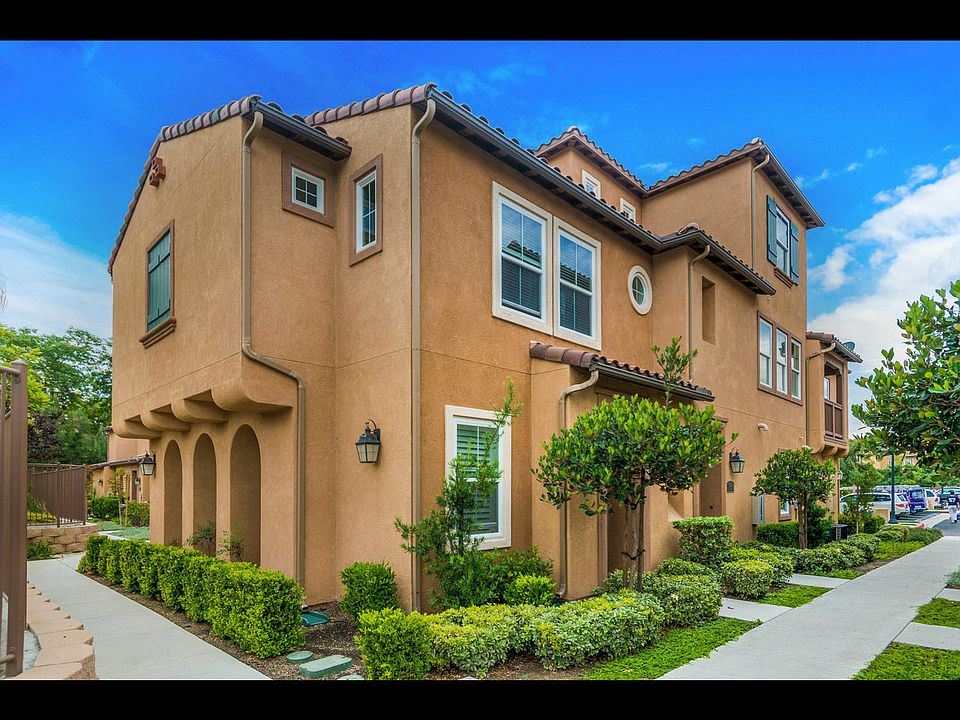 1st image of 10540 Calle Cressa Unit 1