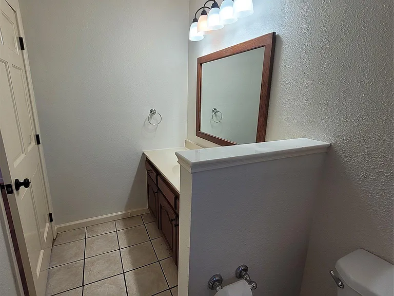 306 E Anderson Ave — Photo 9