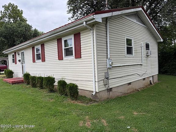 2nd image of 196 Kentucky St