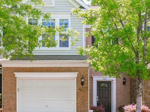 407 Perrault Dr, Morrisville, NC 27560