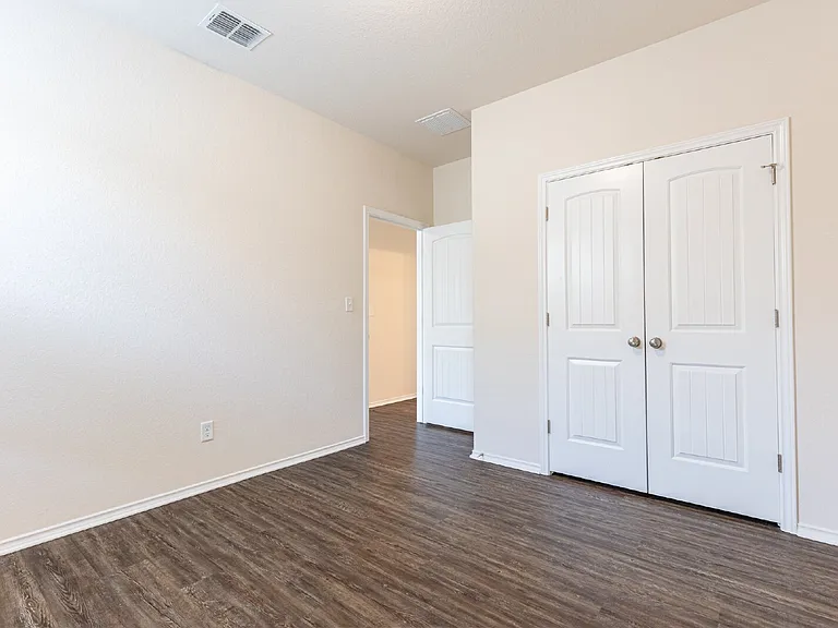11219 Pomona Park Dr — Photo 17