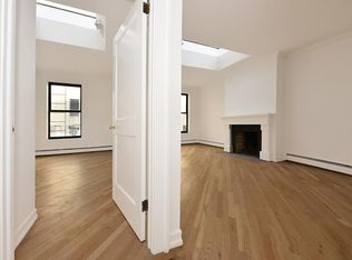1047 2nd Ave APT 4C, New York, NY 10022
