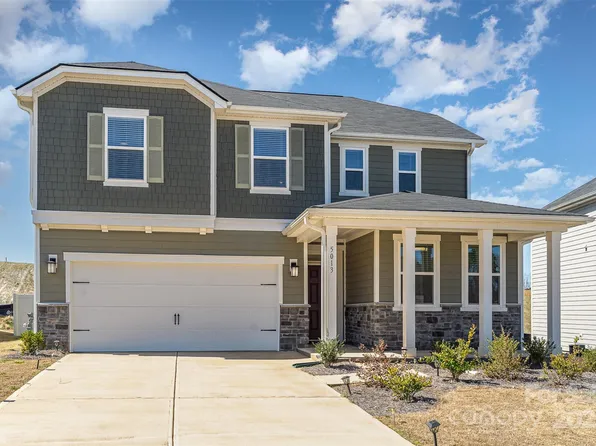 5013 Dunsford Dr, Denver, NC 28037