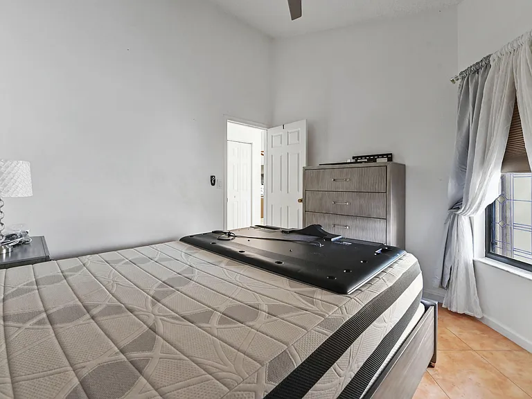 1012 Landings Blvd — Photo 16