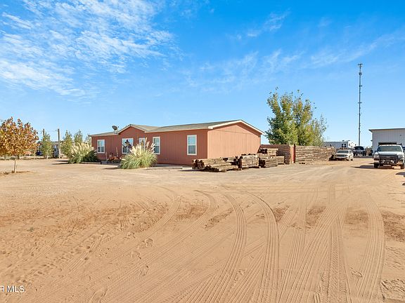 5th image of 1049 San Carlos Dr