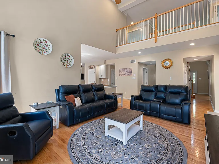 6 Hannah Dr — Photo 8