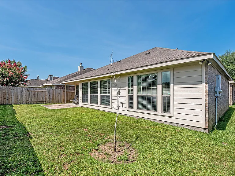 119 Emerald Loch Ln — Photo 39