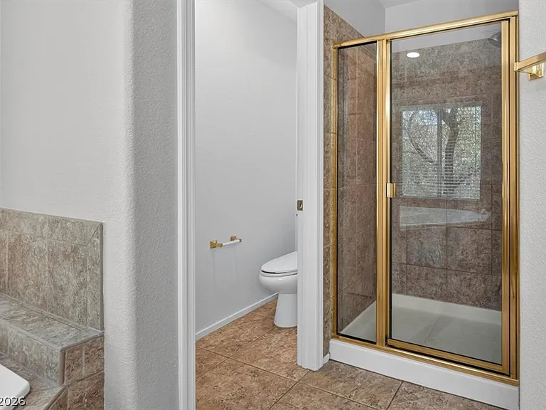 561 Aspen Leaf St — Photo 12