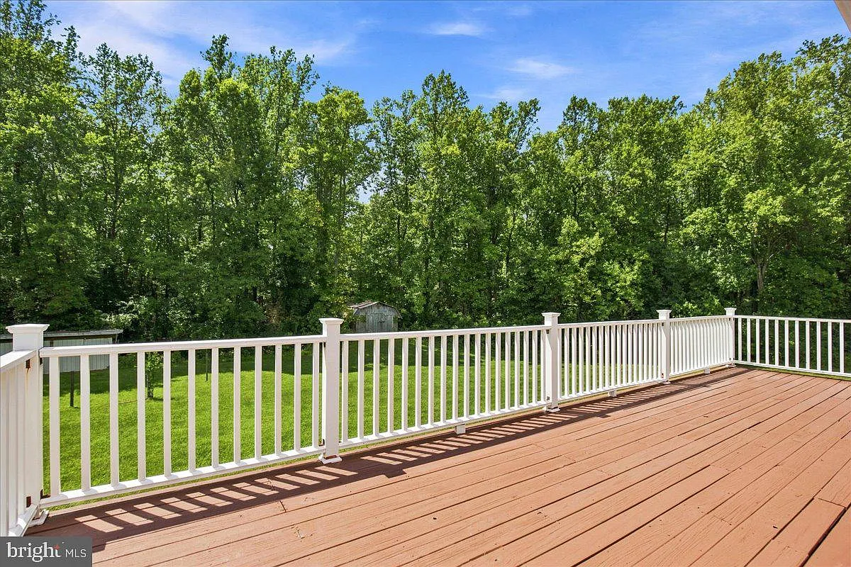 2 bed, 1000 sqft, $1,900 — Photo 4