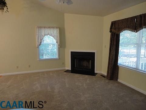 3rd image of 290 Jefferson Dr