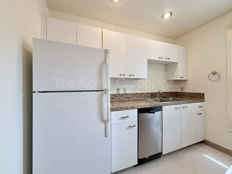 4318 SE Milwaukie Ave #1 — Photo 8
