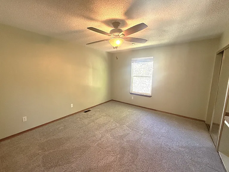15720 E Exposition Dr — Photo 14