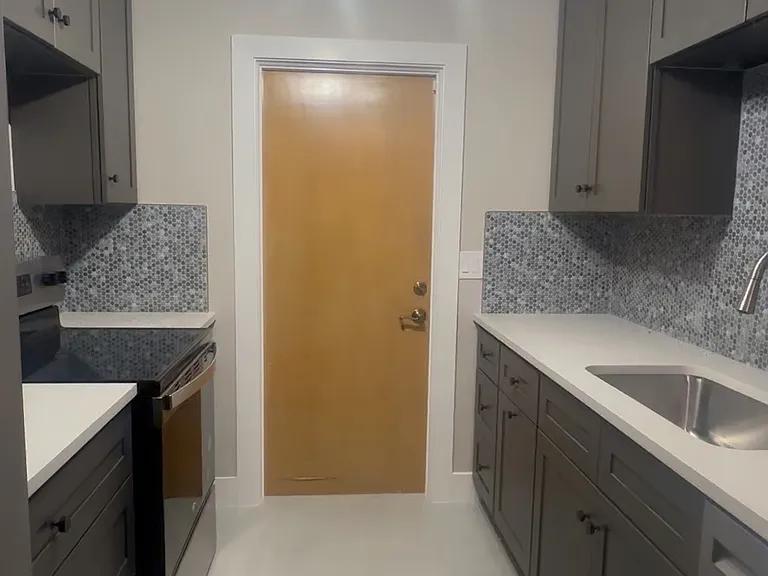 1449 Collins Rd — Photo 21