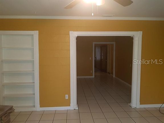 4th image of 118 Evans St