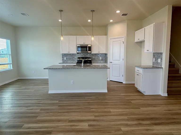 515 War Admiral Dr #A — Photo 6