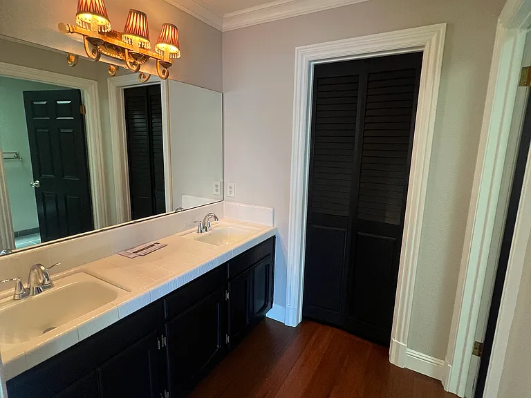 660 Helen Dr — Photo 24