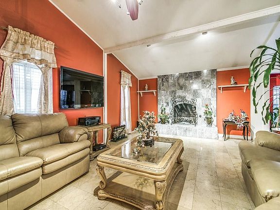 4th image of 3218 High Plateau Dr
