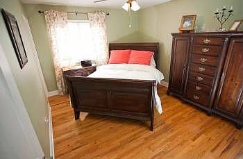 3rd image of 2512 Rhapsody Ln