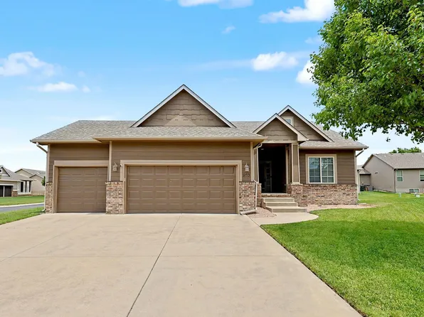933 W Threewood Ct, Andover, KS 67002