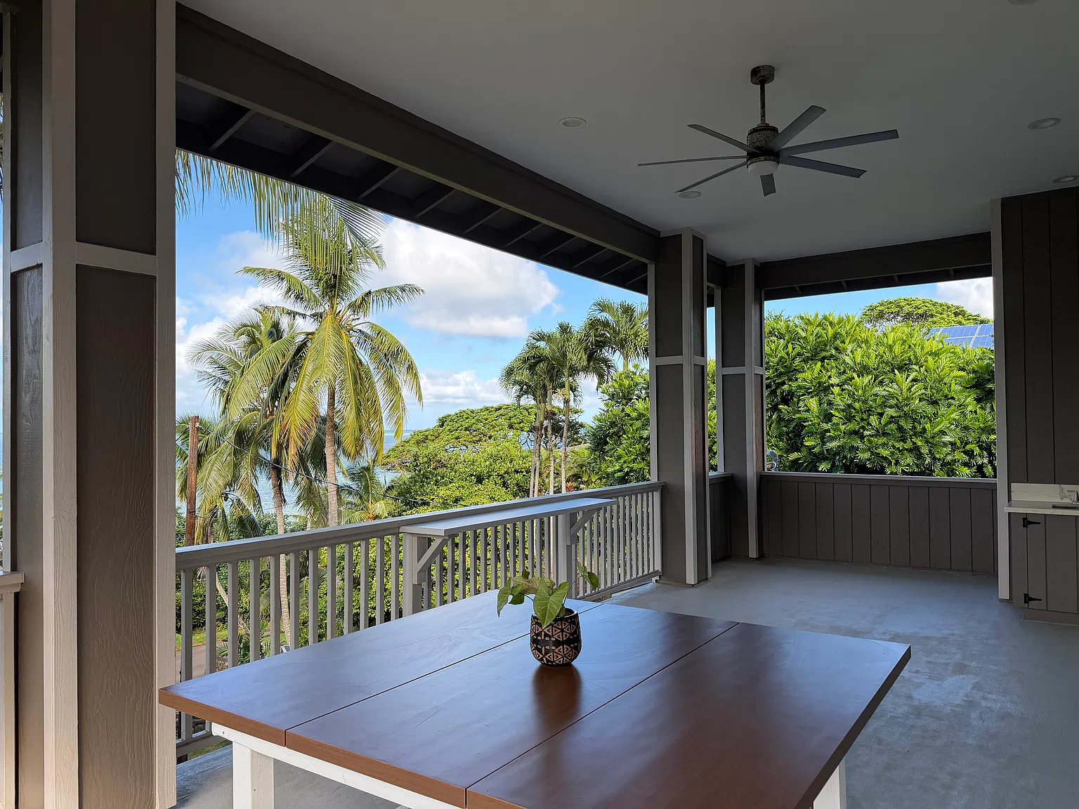3 bed, 2.5 bath, 1764 sqft, $5,800 — Photo 3
