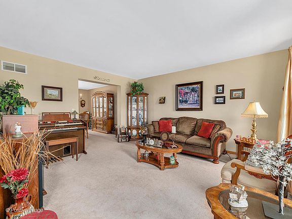 4th image of 7709 Oleander Dr