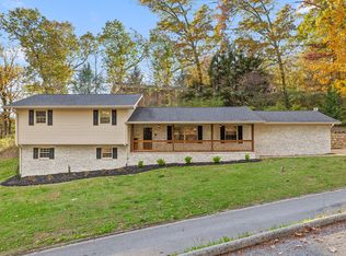 111 N Cliff Ln, Chattanooga, TN 37415