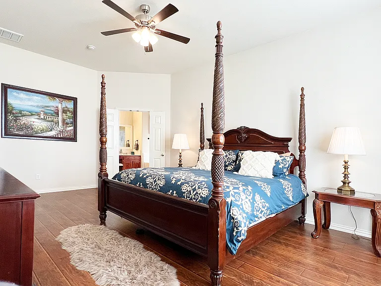 1110 Rushmore Dr — Photo 16