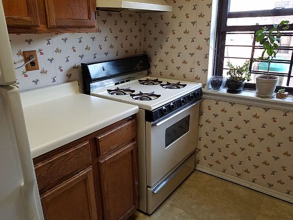 5th image of 46-25 215th Pl APT 2D