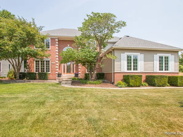 883 Waverly Ct, Aurora, IL 60502